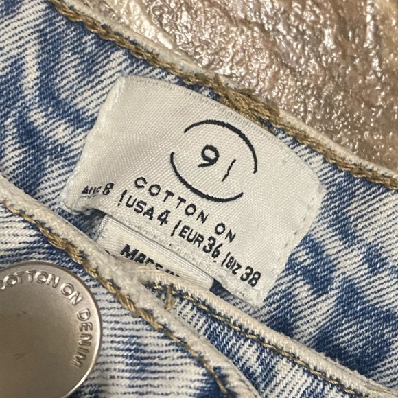 Cotton on high 90’s stretch - Picture 2 of 7